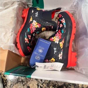 COPY - Women size 5 girls size 4 rainboots booties Joules wellies. New. Beautif…